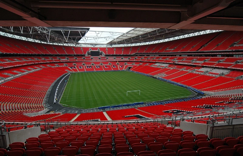 Wembley là sân nhà của câu lạc bộ Tottenham Hotspur